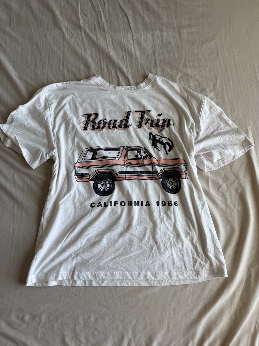 Social Culture California Road Trip Bronco Graphic Tee (XL)